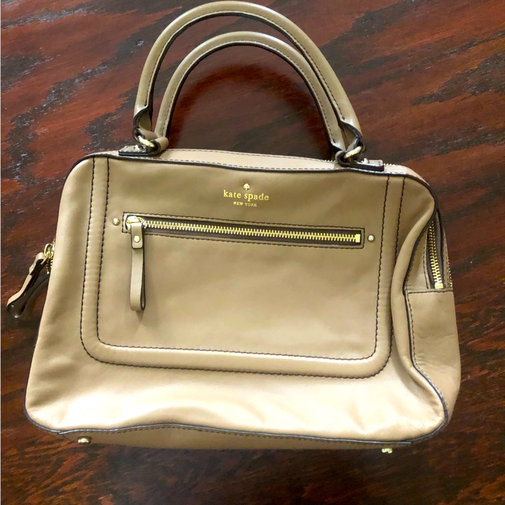 Kate spade leather handbag used, good condition
